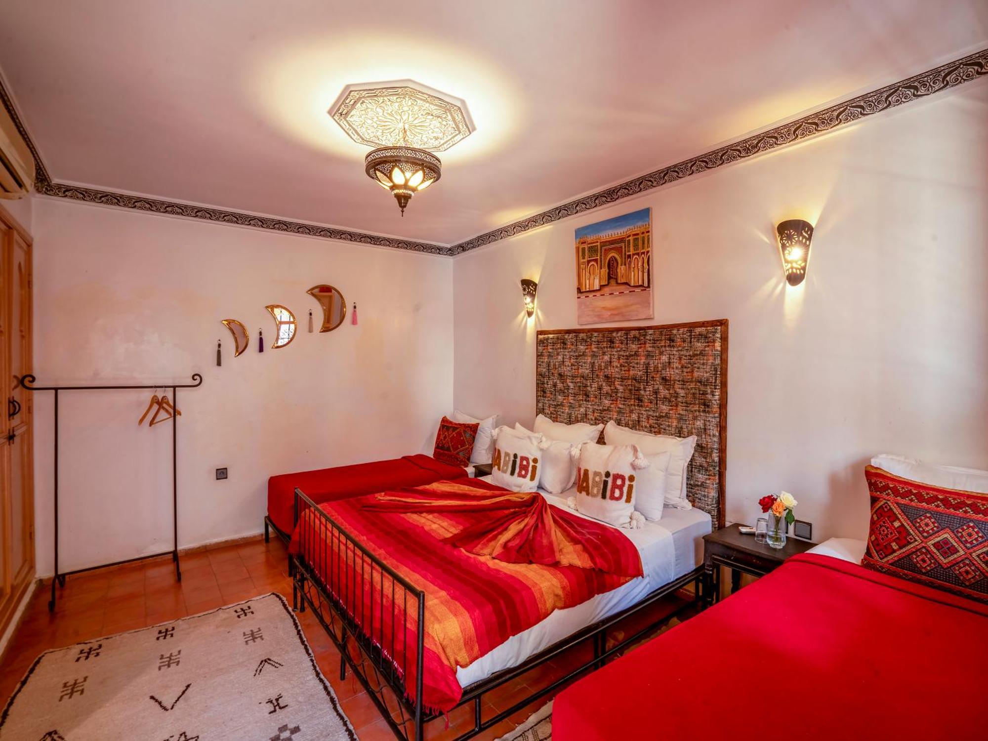 Riad Dar Ennakhla Marrakesh Exterior photo