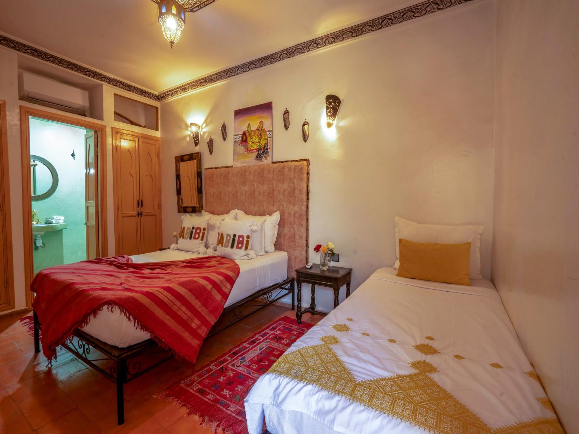 Riad Dar Ennakhla Marrakesh Exterior photo